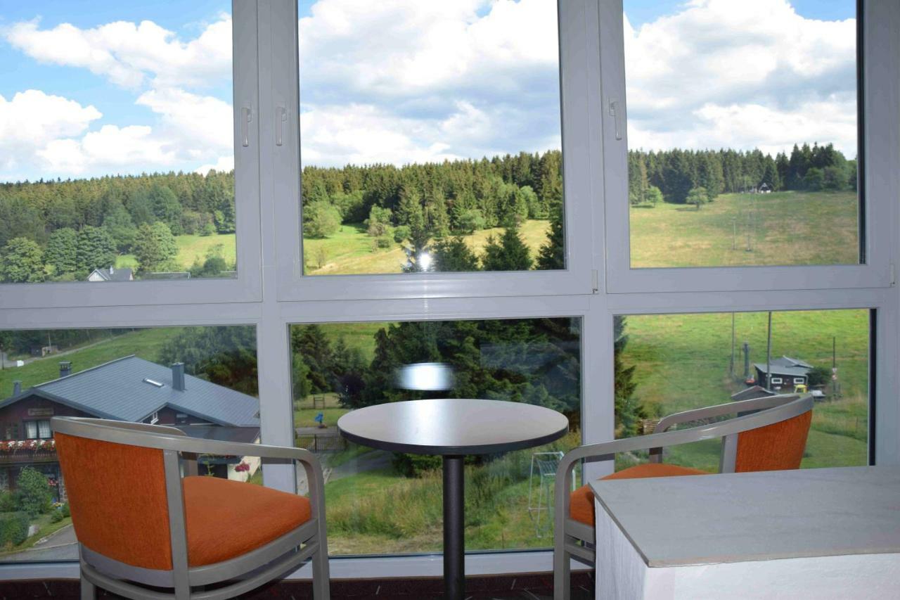Marschalls Hotel Am Rennsteig นอยเฮาส์ อัม เรนน์เว็ก ภายนอก รูปภาพ