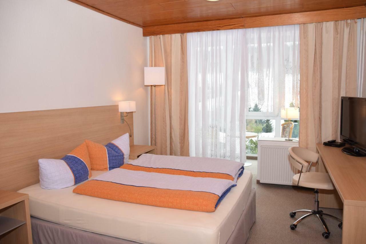 Marschalls Hotel Am Rennsteig นอยเฮาส์ อัม เรนน์เว็ก ภายนอก รูปภาพ